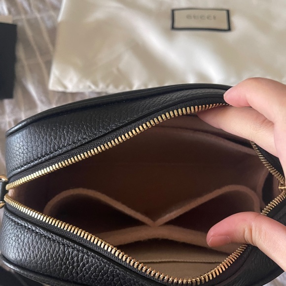 ❌SOLD❌ Gucci Soho Disco in Black - Picture 3 of 10